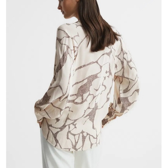 Reiss Harri abstract leopard motif Printed Shirt in Cream/Brown Size US 6 - Picture 2 of 10